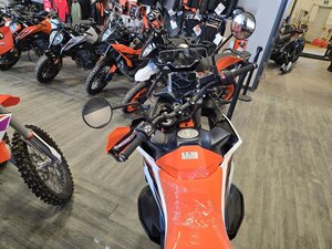 2025 KTM 890 Adventure R