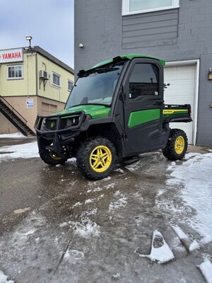2021 John Deere XUV835R