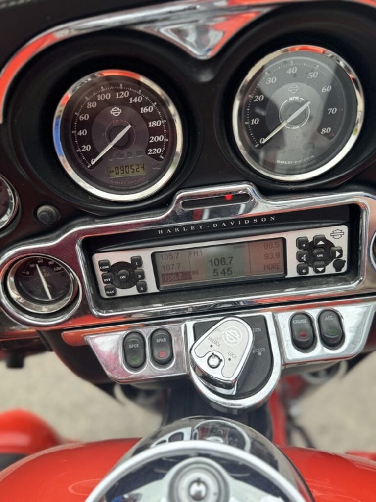 2012 Harley Davidson FLHTK Electra Glide Ultra Limited