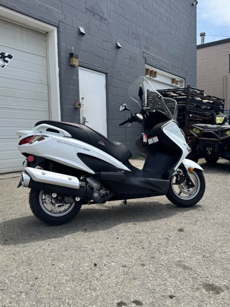 2014 Suzuki Burgman 200 ABS
