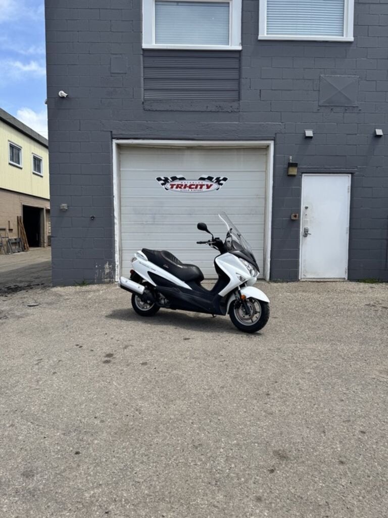 2014 Suzuki Burgman 200 ABS