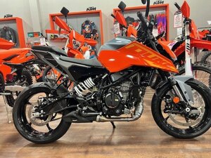 2024 KTM 250 Duke