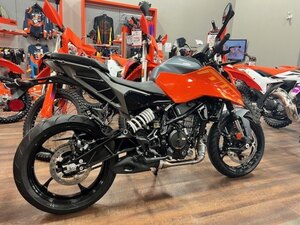 2024 KTM 250 Duke