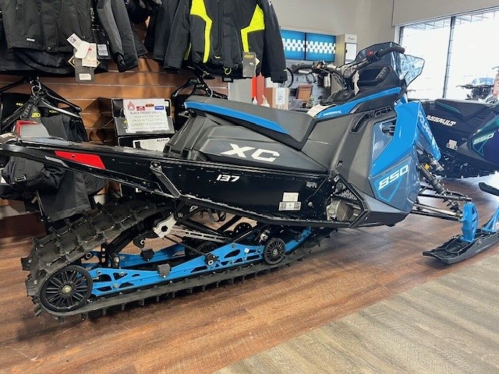 2024 Polaris 850 Indy XC 137 Zenith Blue