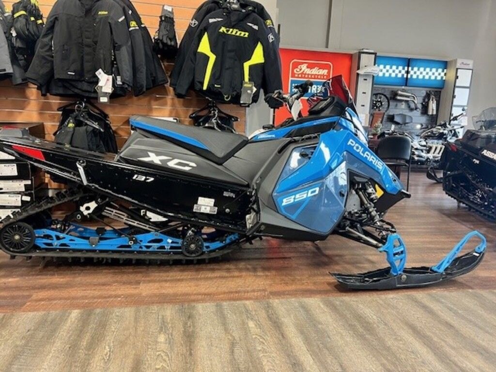 2024 Polaris 850 Indy XC 137 Zenith Blue