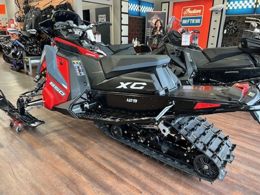 2024 Polaris 850 Indy XC 129 Indy Red