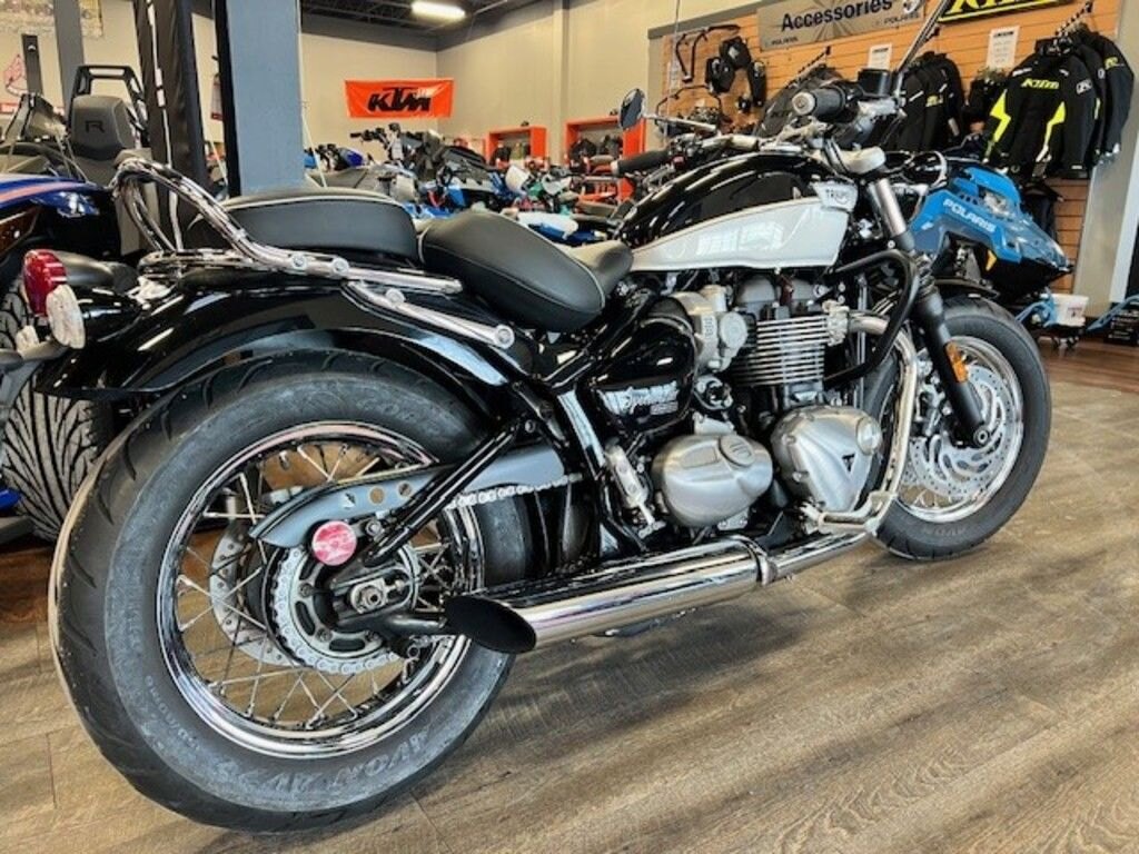 2022 Triumph Bonneville Speedmaster Sapphire Black/Fusion White