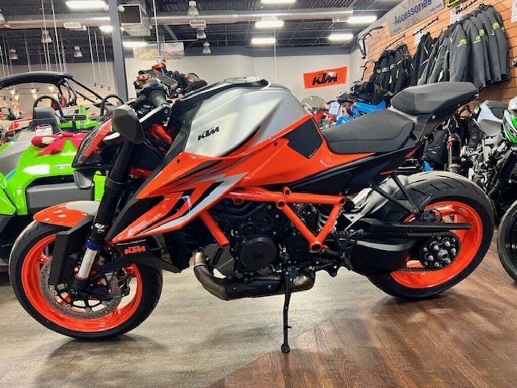 2023 KTM 1290 Super Duke R Evo