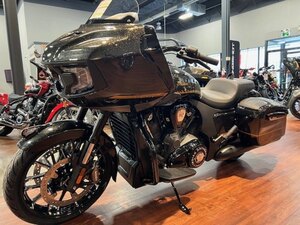 2026 Indian Motorcycle Challenger Dark Horse 112 w/PowerBand Audio Black Crystal w/Black Metalli