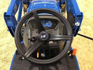 2025 LS Tractor MT122