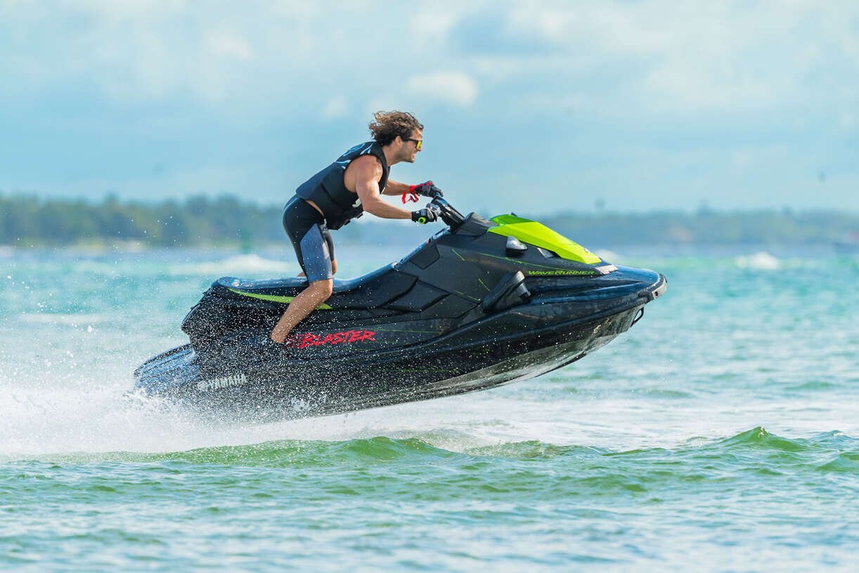 2023 Yamaha Jet Blaster Black/Acid Green