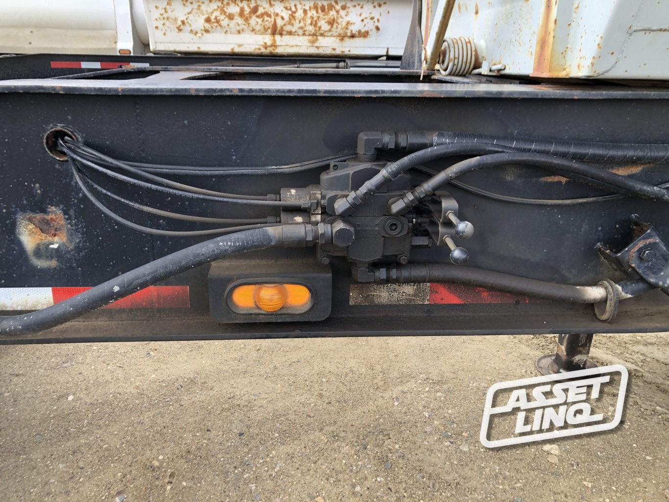 Arne's T/A Side Dump Lead Trailer