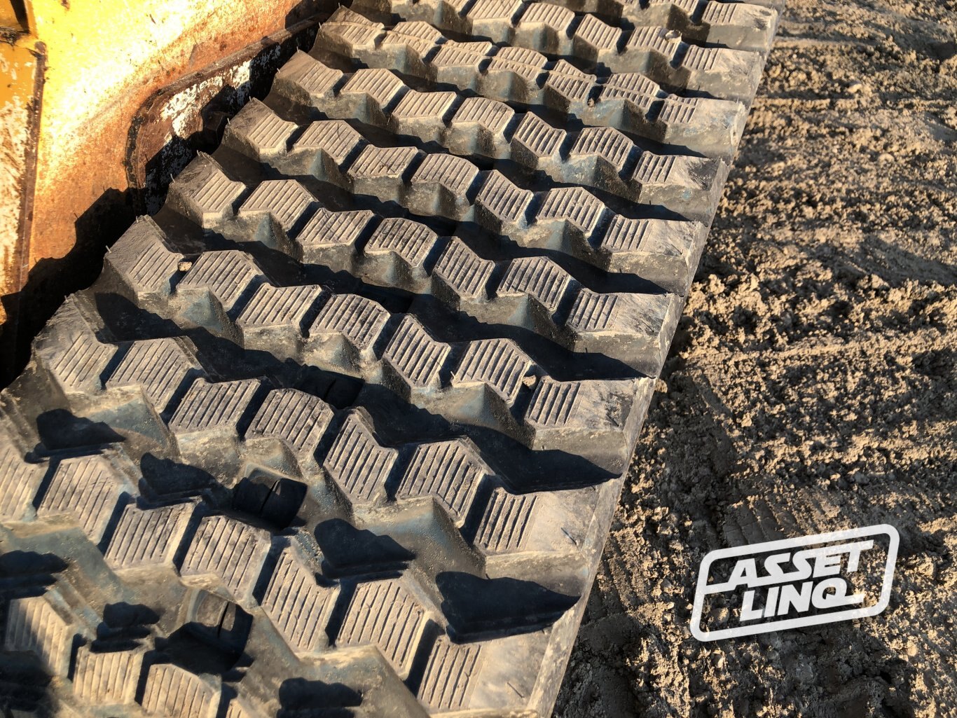 2013 John Deere 329D Skid Steer