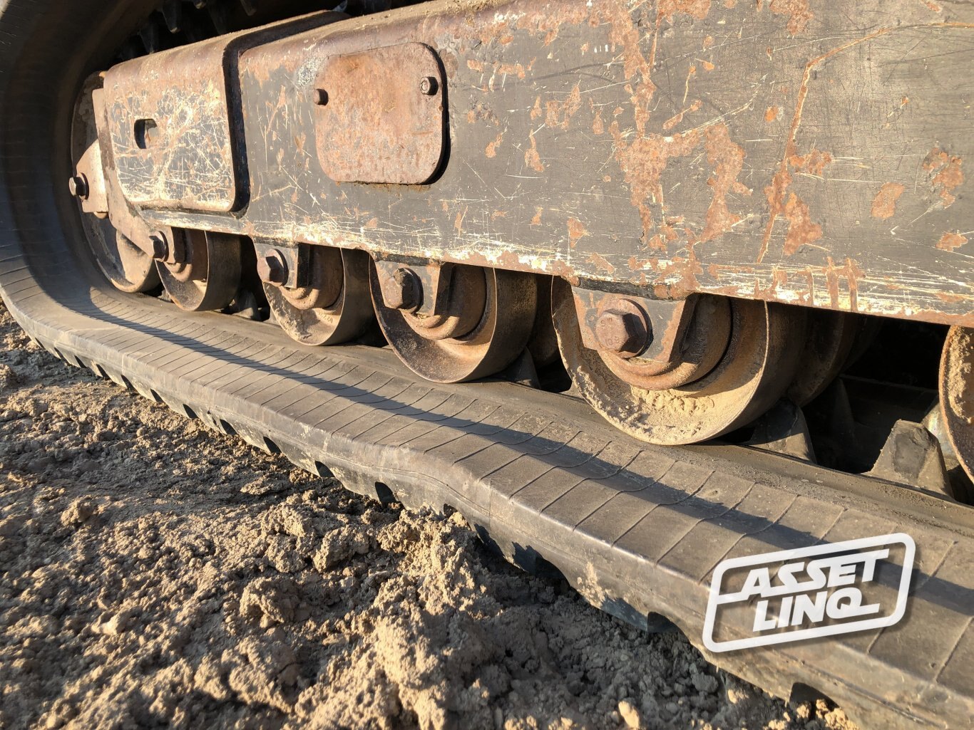 2013 John Deere 329D Skid Steer