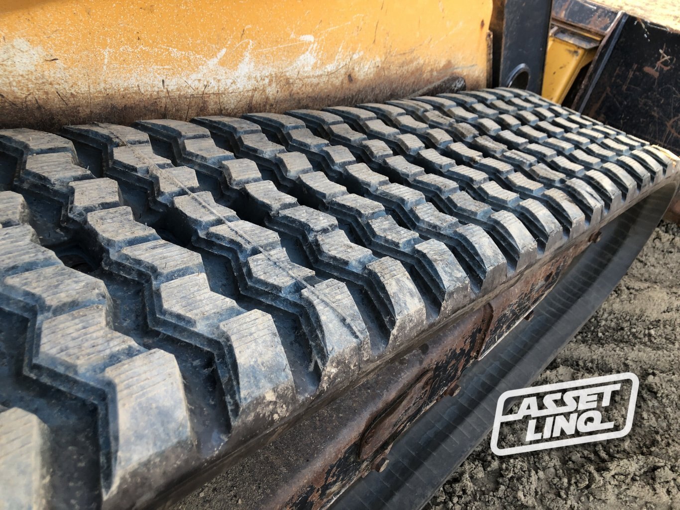 2013 John Deere 329D Skid Steer