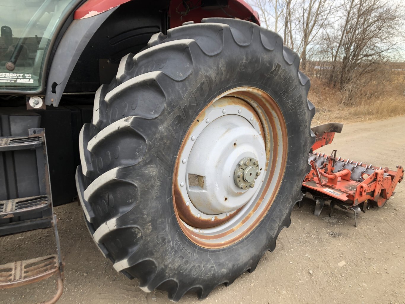 2007 Case IH Puma 165 MFWD Tractor w/ FEL