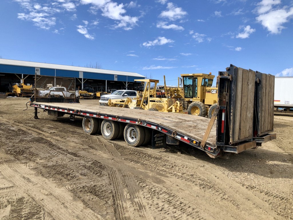 2008 Felling 9 x 35 Tridem Trailer 10 Ft Folding Ramps