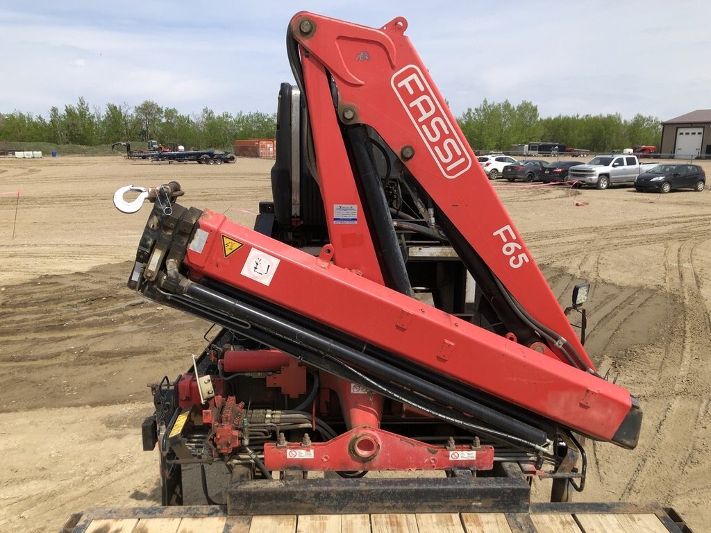 2009 Load Max Gooseneck w/ Fassi F65 Knuckle Picker Trailer