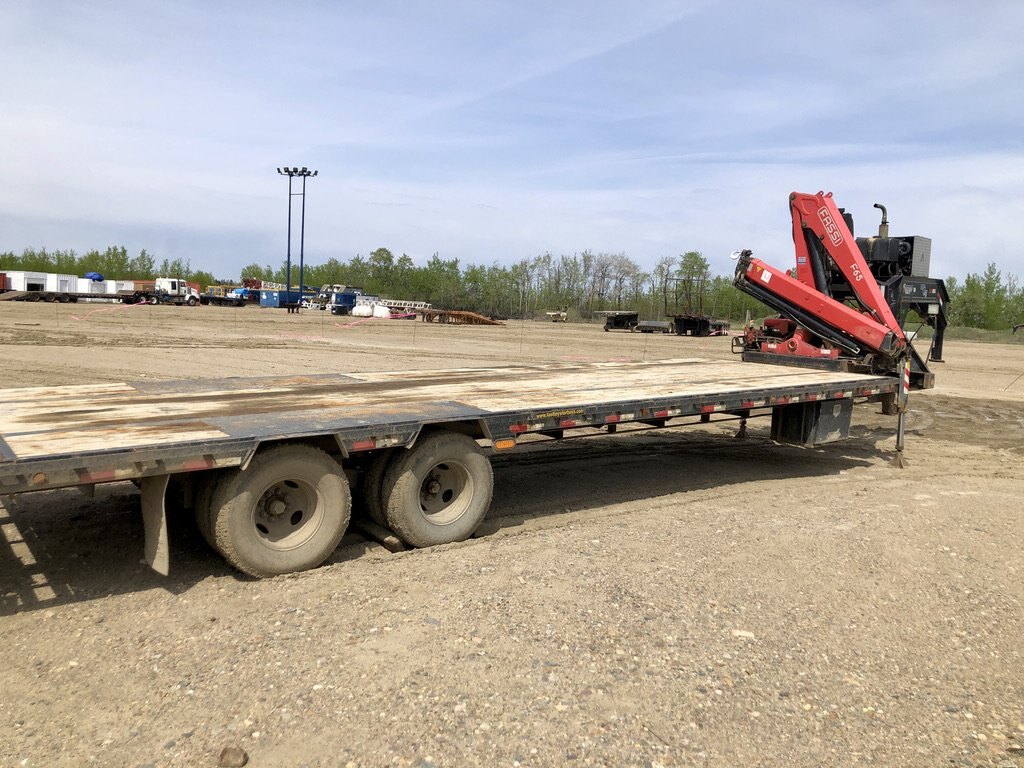 2009 Load Max Gooseneck w/ Fassi F65 Knuckle Picker Trailer