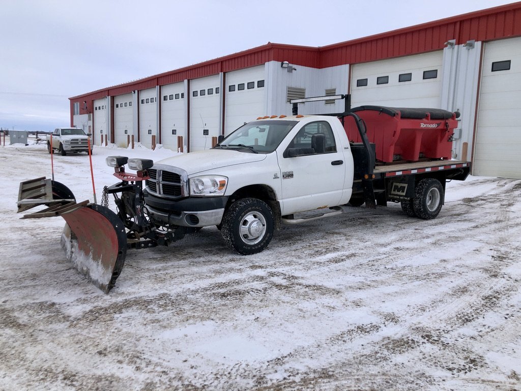 Dodge Ram 3500 SLT 4x4 Plow Truck w/ Sander