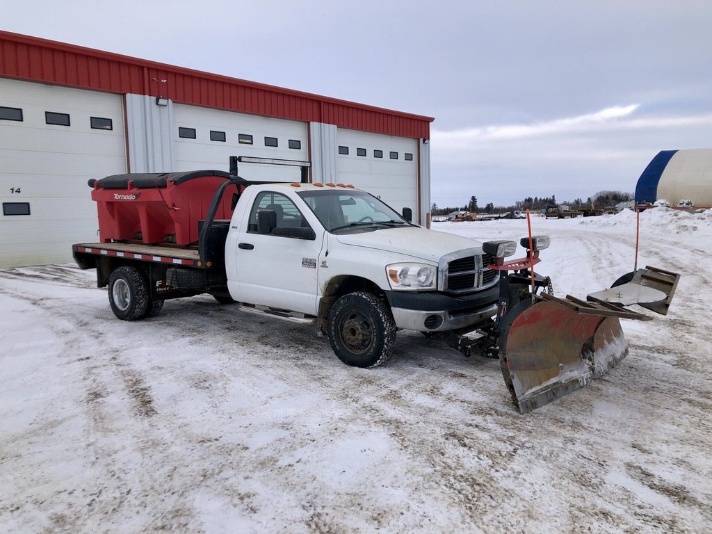 Dodge Ram 3500 SLT 4x4 Plow Truck w/ Sander