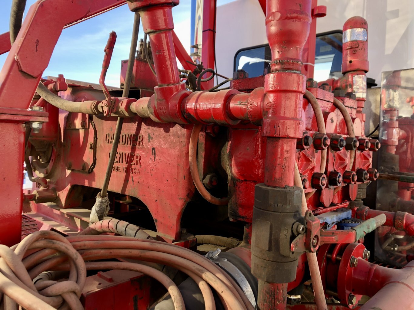 2004 Kenworth T800B T/A 49 Ft Flushby Rig