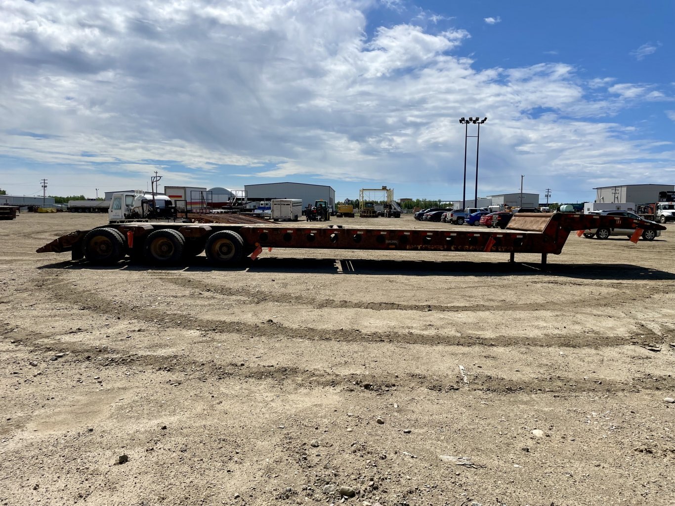 2002 Altek Tridem Scissorneck Lowboy Trailer