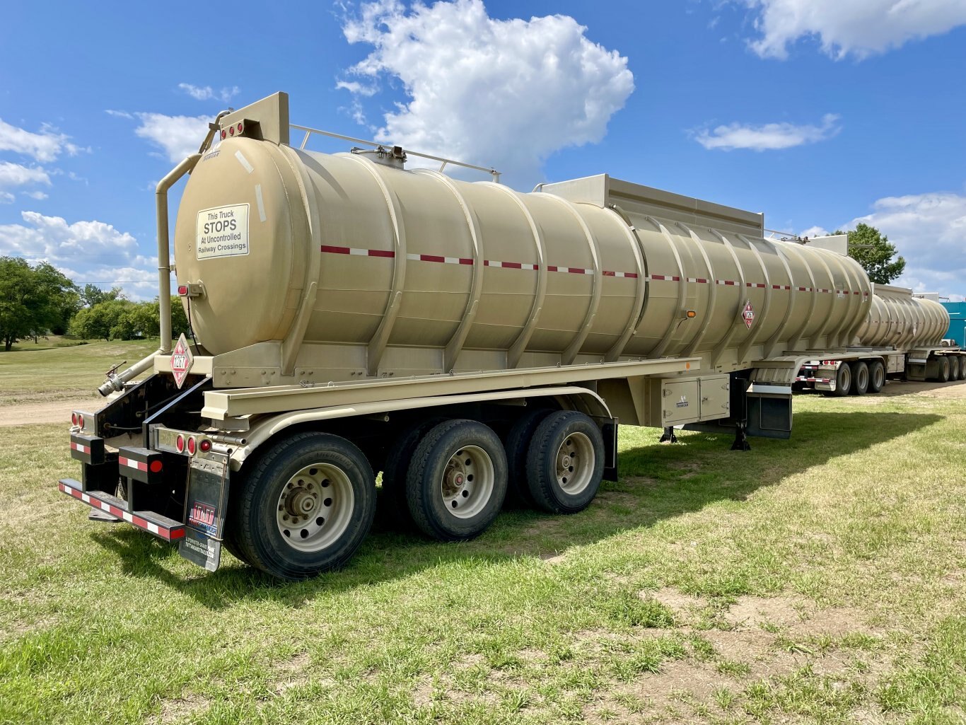 2015 Tremcar 407 42m3 Aluminum Tridem Tank Trailer