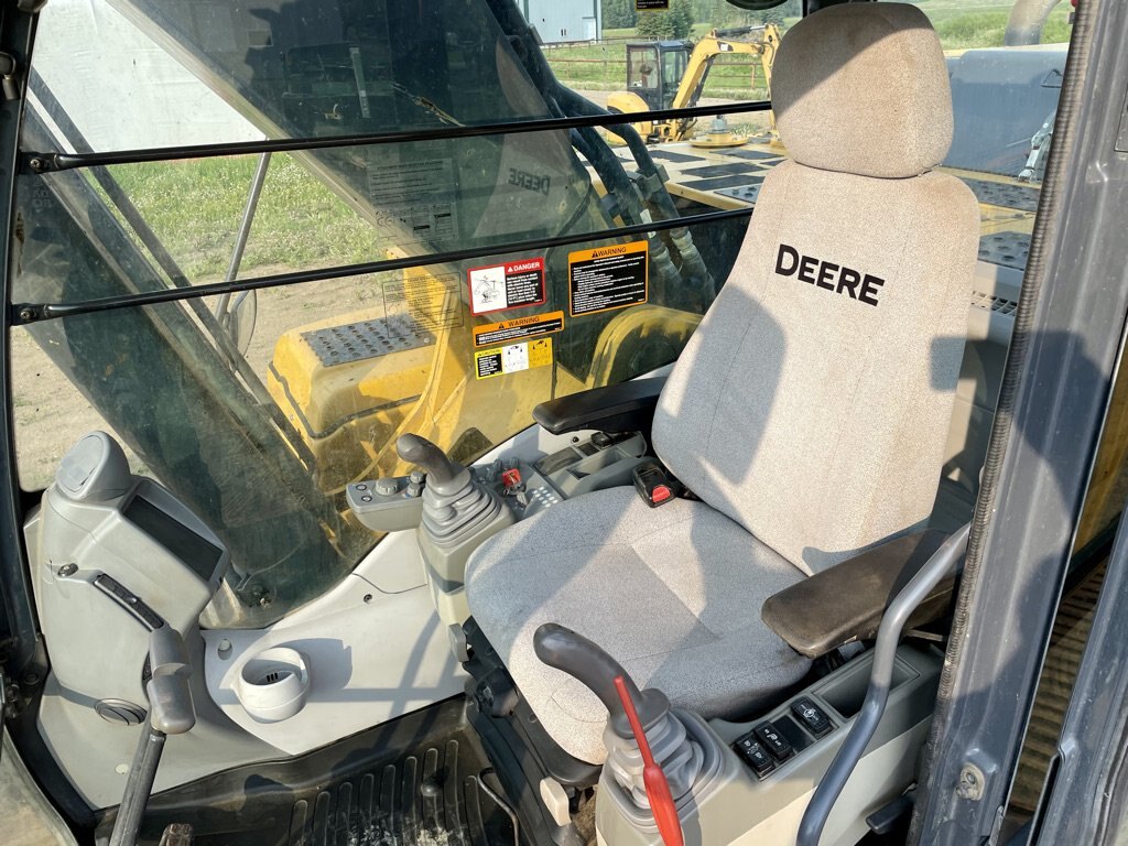 2015 John Deere 350G LC Excavator