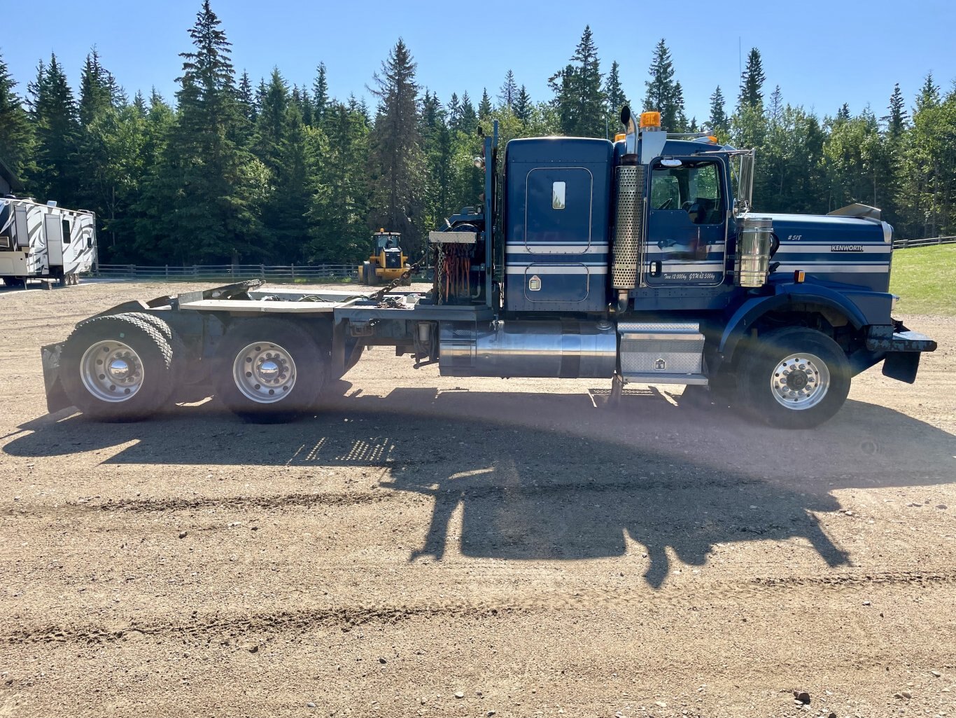 2005 Kenworth C500B T/A Winch Tractor Truck