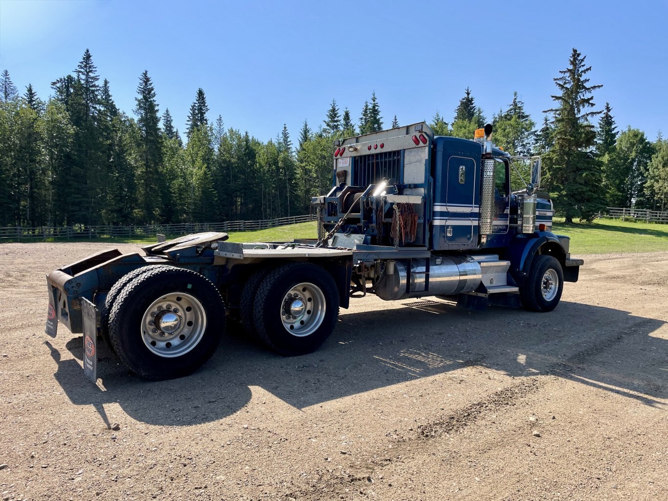 2005 Kenworth C500B T/A Winch Tractor Truck