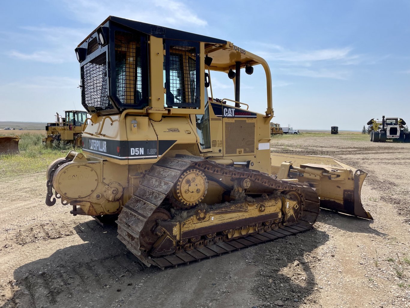 2004 Caterpillar D5N LGP VPAT Dozer