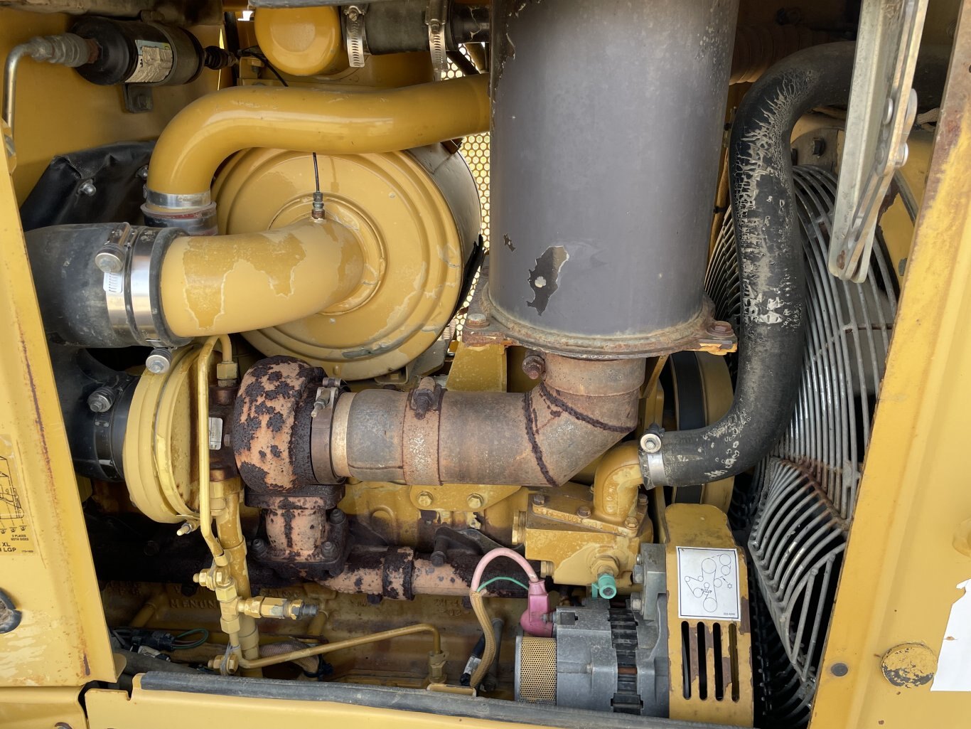 2004 Caterpillar D5N LGP VPAT Dozer