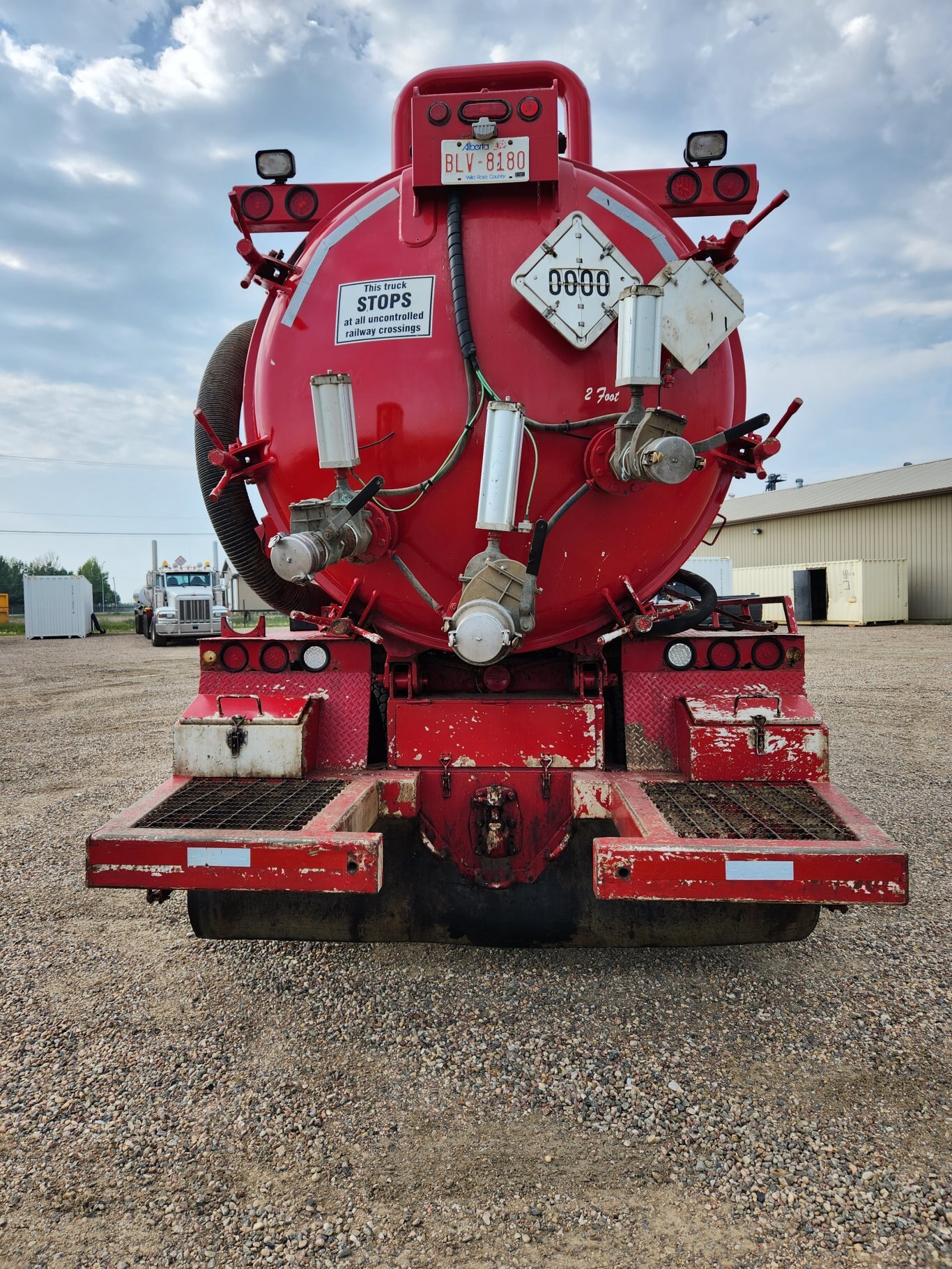 2007 Freightliner FLD120SD Tridrive Westech Combo Vacuum Truck