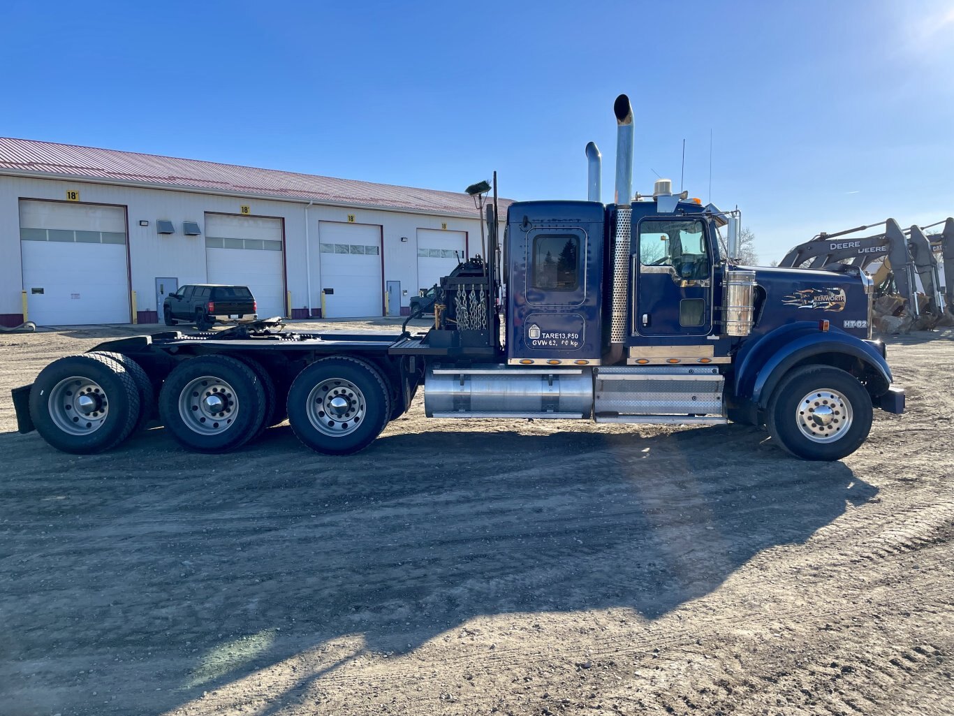 2008 Kenworth W900 Tridrive Winch Truck Tractor w/ Cat 6NZ