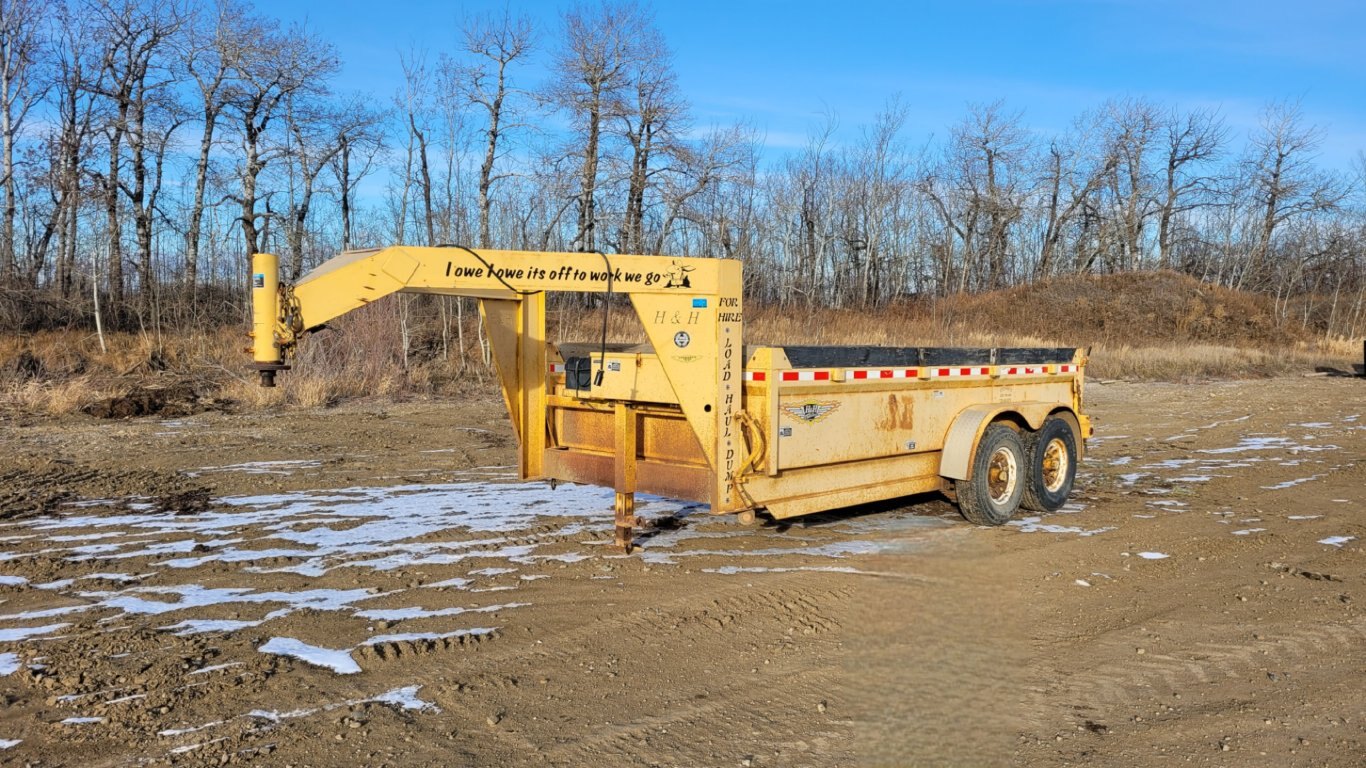 H&H Gooseneck T/A Dump Trailer