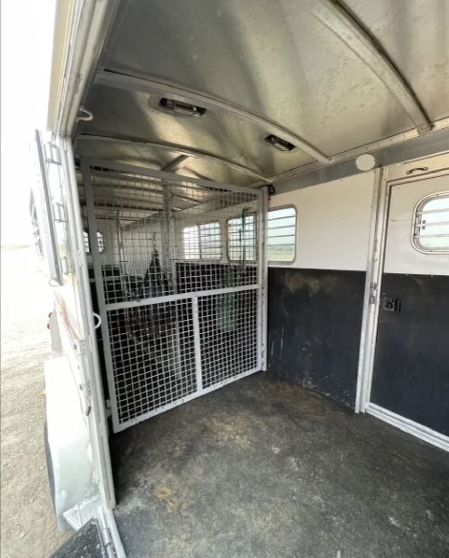 2007 4 Star Trailers 4 Horse Head to Head w/Dressing Room Gooseneck Trailer