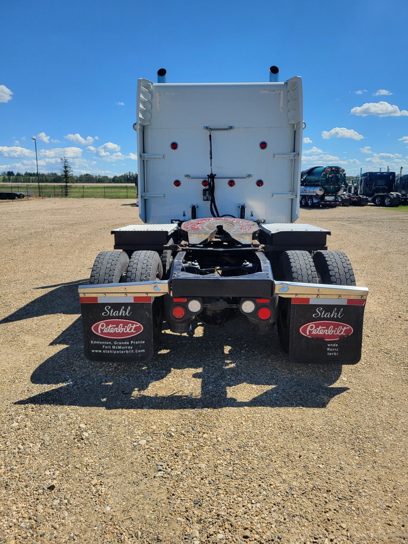 2022 Peterbilt 389 T/A Sleeper Truck Tractor