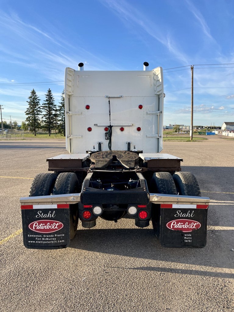 2020 Peterbilt 389 T/A Sleeper Truck Tractor