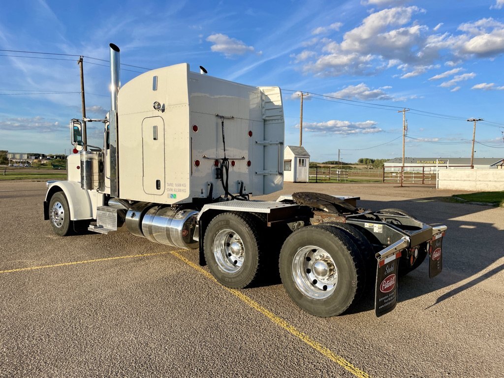 2020 Peterbilt 389 T/A Sleeper Truck Tractor