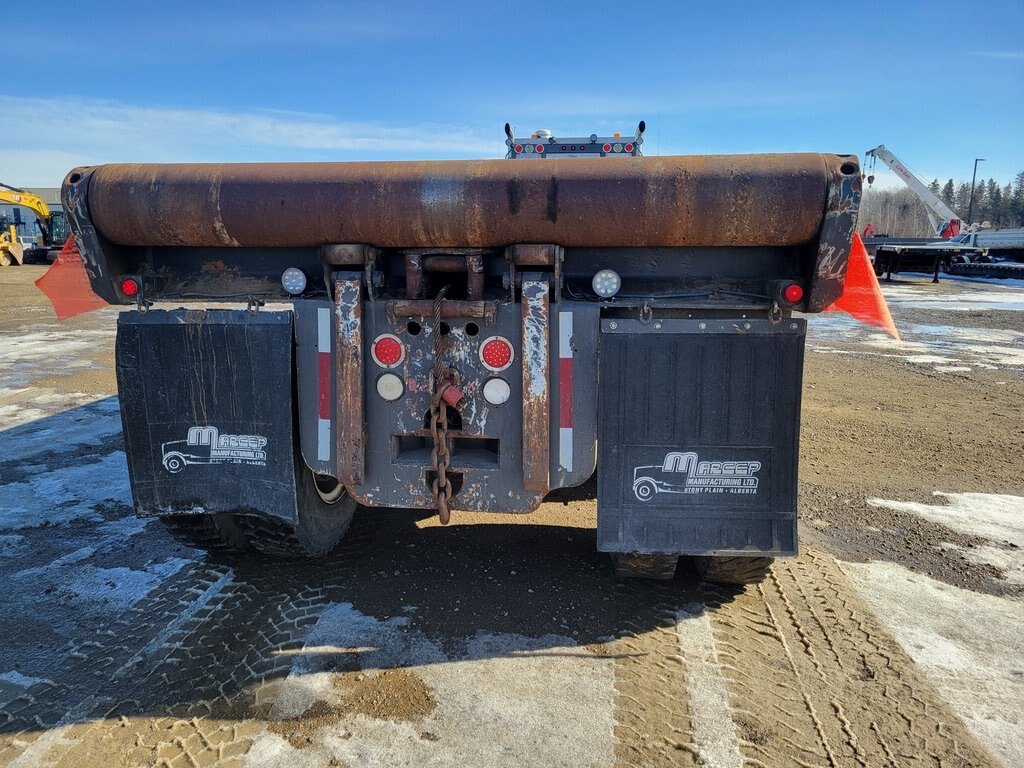 2006 Kenworth C500 8x4 Bed Truck