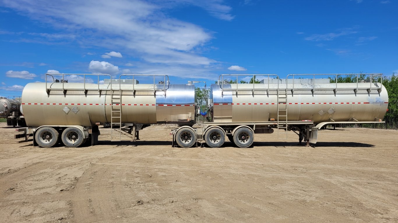 2009 Heil TC 407 Aluminum Super B Tank Trailers