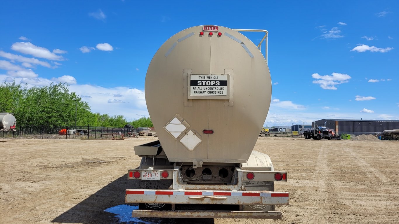 2009 Heil TC 407 Aluminum Super B Tank Trailers