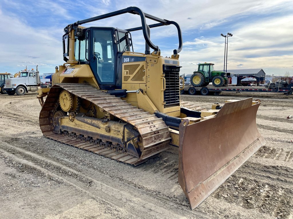 2015 Caterpillar D6N LGP VPAT Dozer