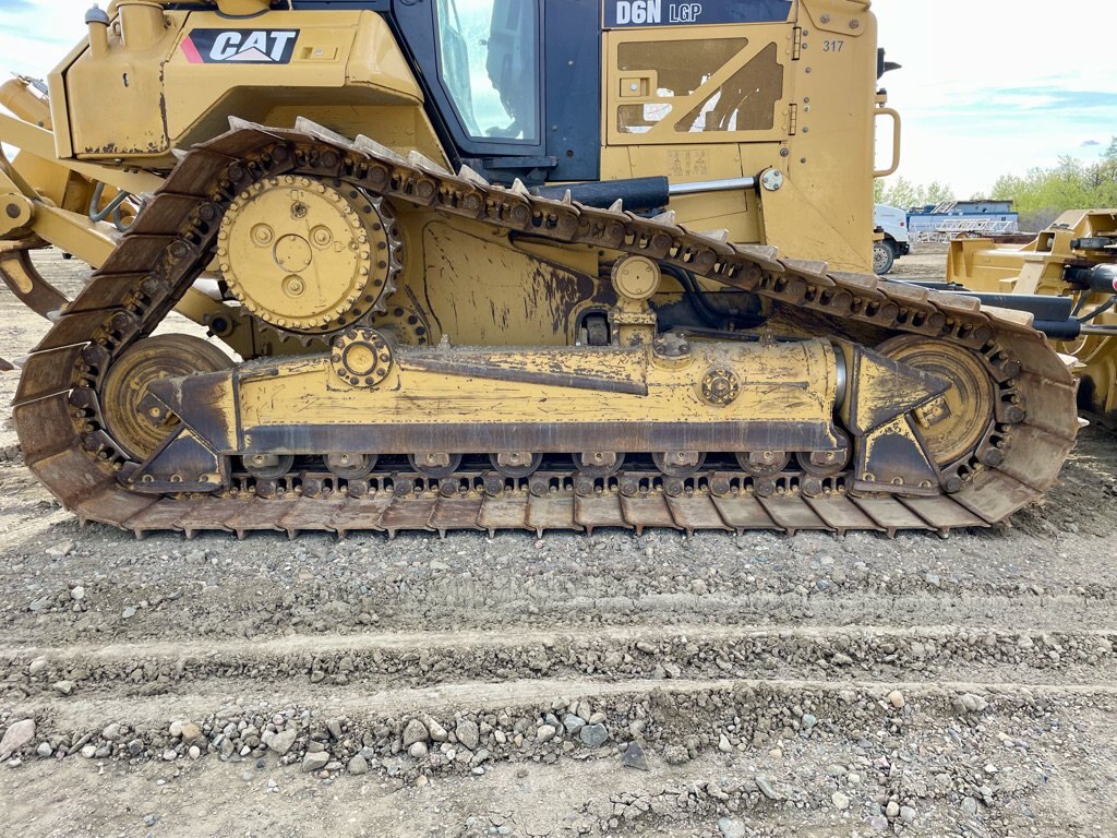 2015 Caterpillar D6N LGP VPAT Dozer