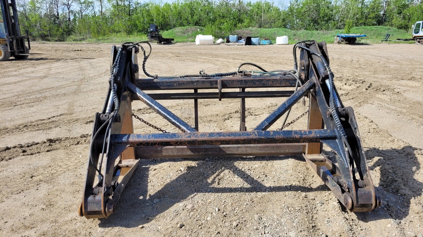 CWS 48 Inch Loader Pipe Grapple