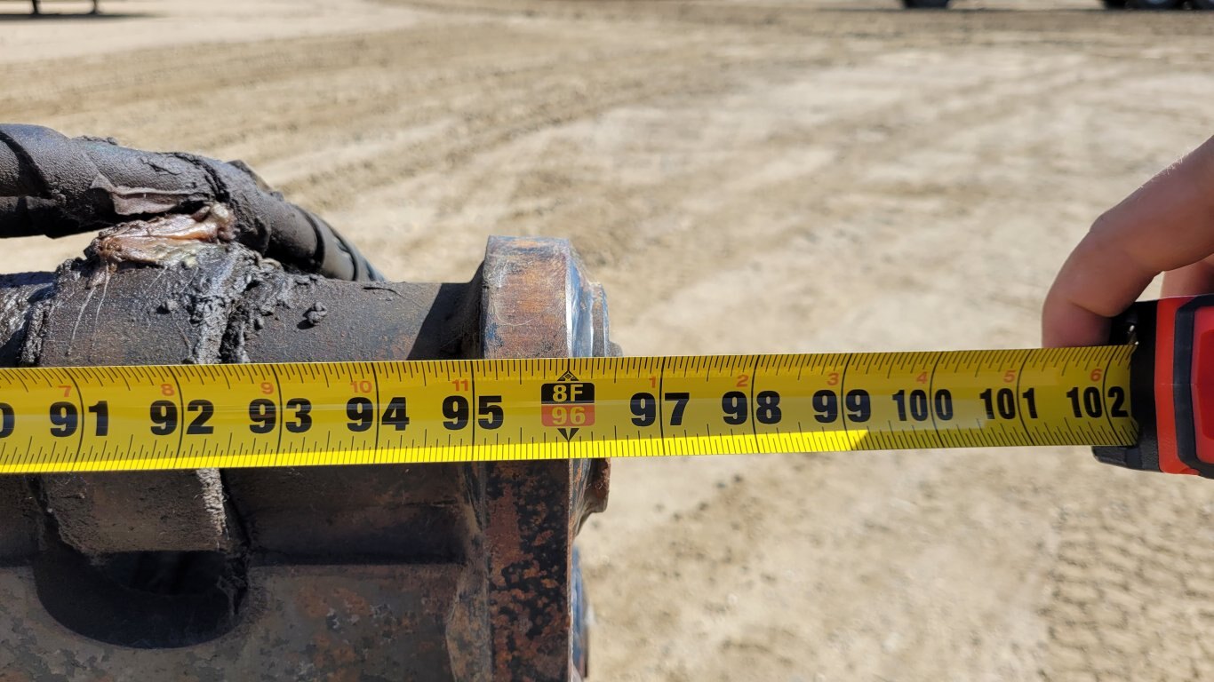 CWS 48 Inch Loader Pipe Grapple