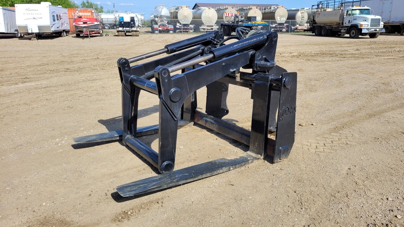 AMI Loader Mat Grapple