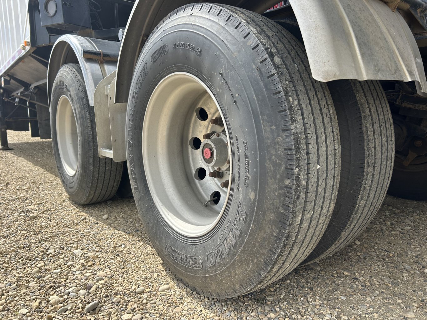 2009 Lode King Steel Super B Grain Trailer