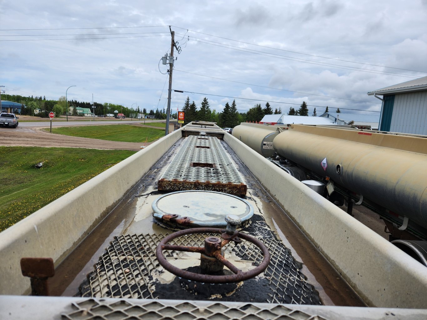 2008 Hutchinson 406 Crude 34m3 Tridem Tank Trailer